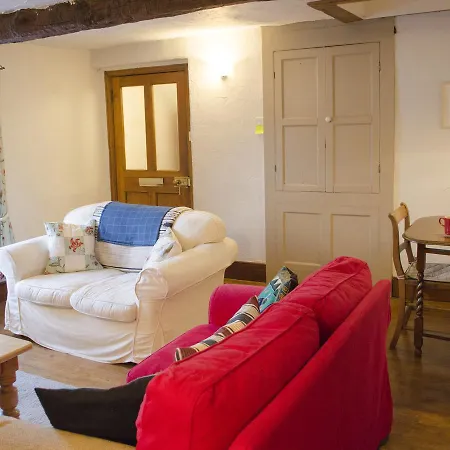 Holiday home Smithy Cottage,